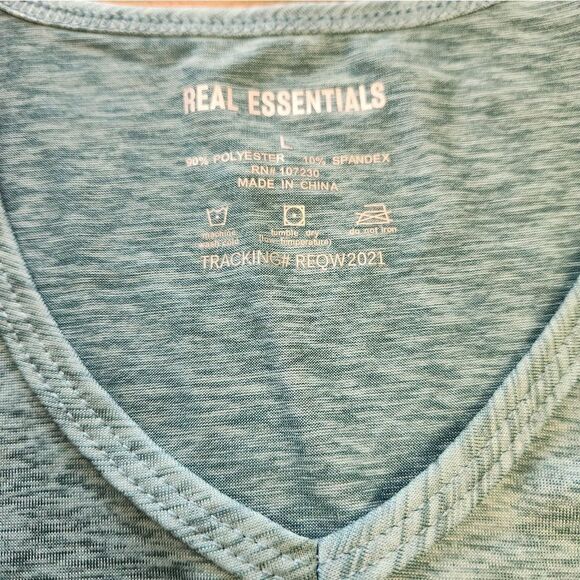 💕Real Essentials SET OF 2 Large spaced dyed shirt - Picture 3 of 5